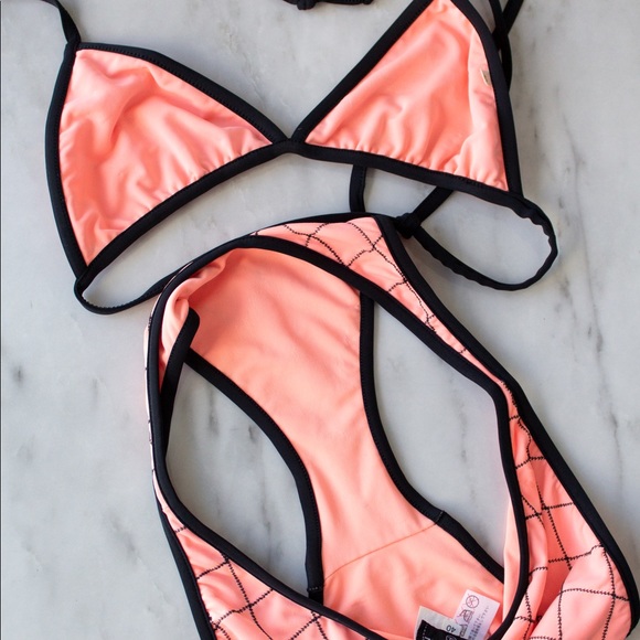 Iconic Chanel Vintage Spring 1995 Coral Pink Quilted 95P Bikini Swimsuit - Picture 11 of 12